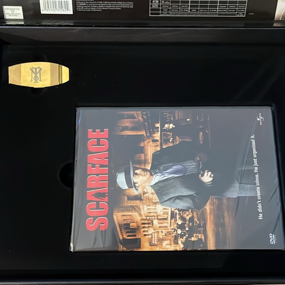 Scarface Two-Disk Anniversary Edition gift box!! - Picture 6 of 6